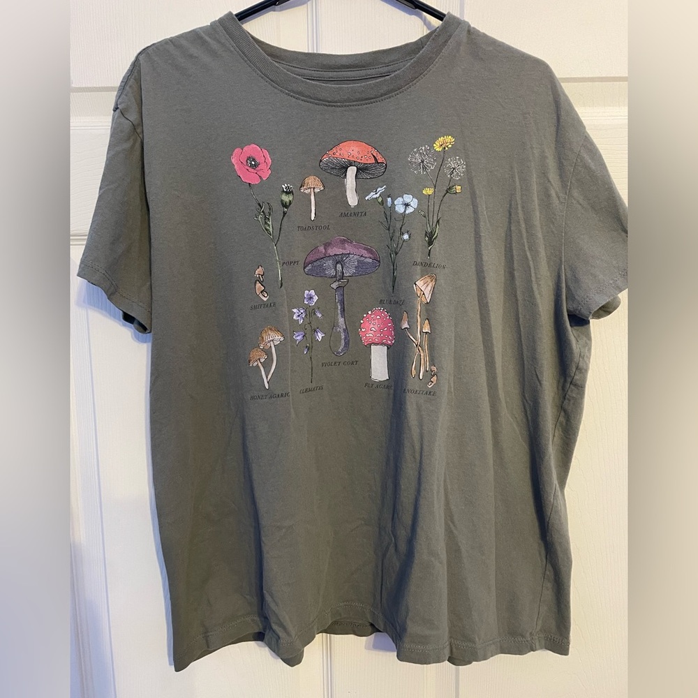 Floral Graphic Tee